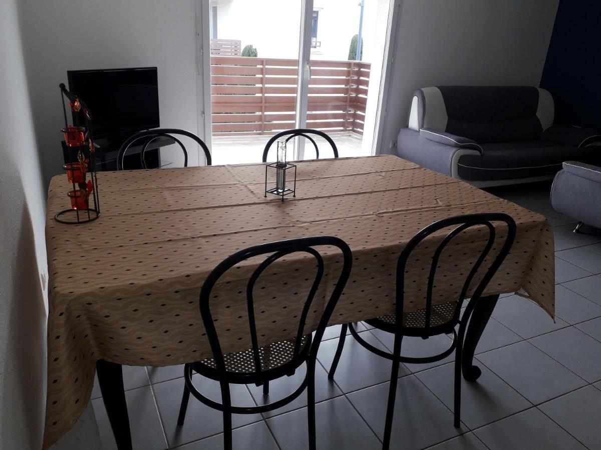 Bel Appartement En Residence Avec Parking Prive Arvert Luaran gambar